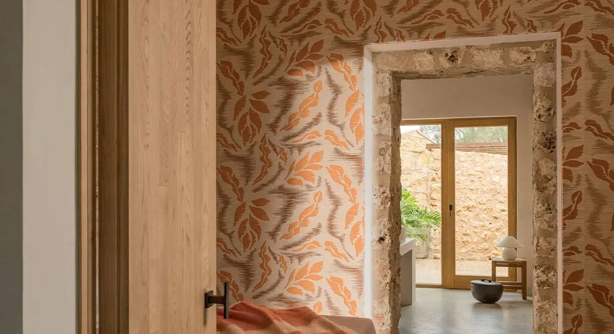 Fort Collins Wallcovering Application